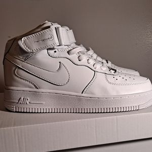 Women Air Force 1 Mid size 7